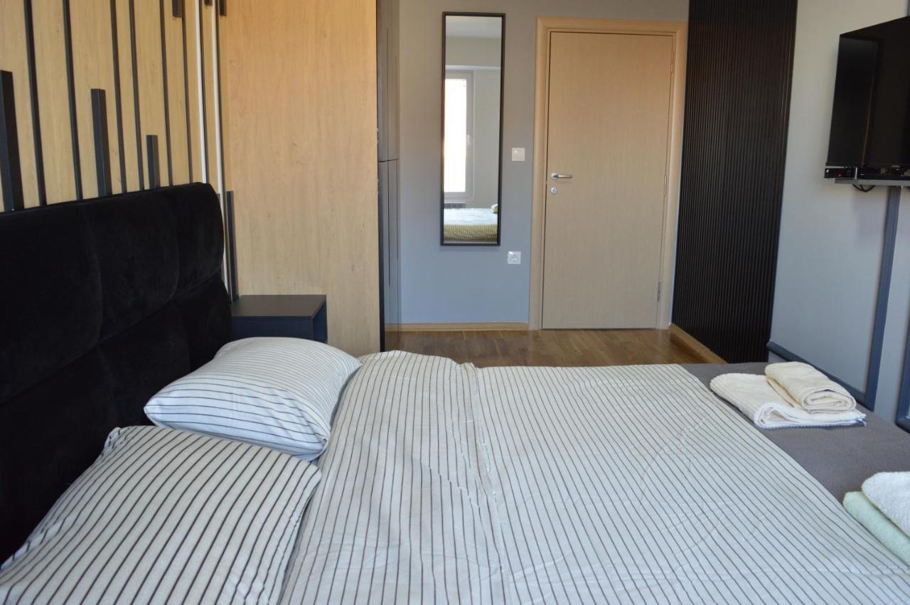 Unity Luxury Apartment - Szkopje Kültér fotó
